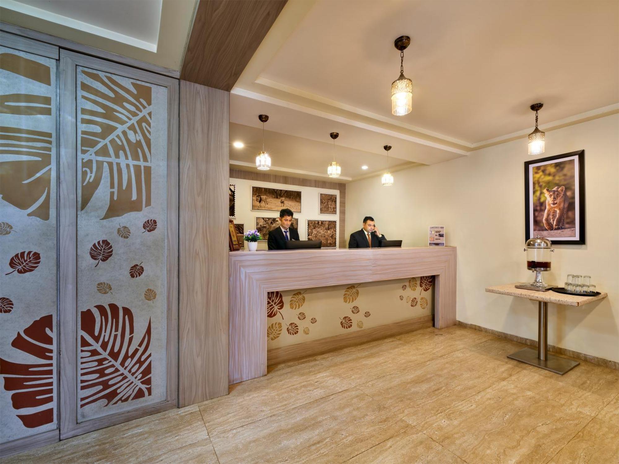 Pride Biznotel Sasan Gir Exterior foto